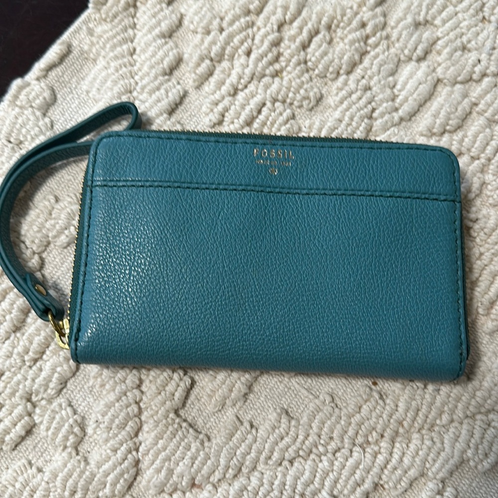 Fossil teal green wristlet wallet